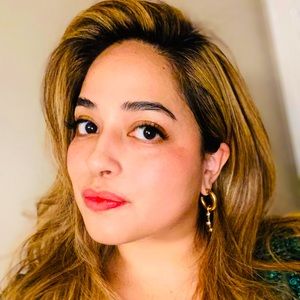 Meet your Posher, Jenefer